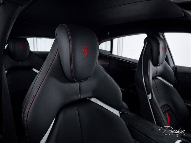 Used 2025 Ferrari Purosangue AWD/4WD image 35