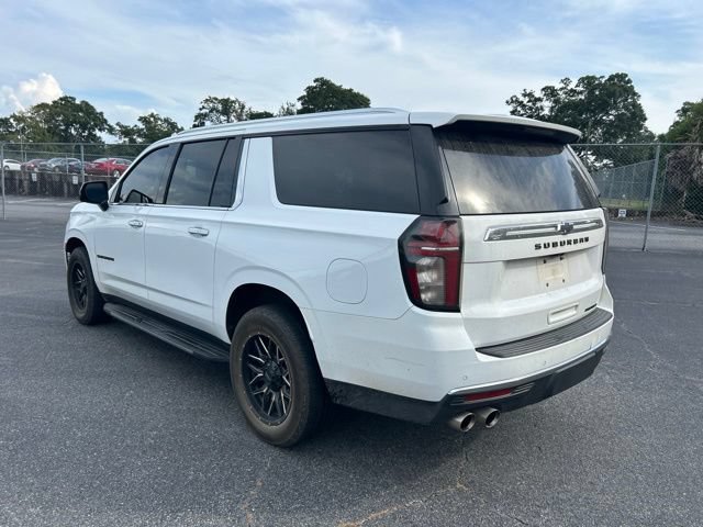 Used 2021 Chevrolet Suburban Premier w/ Premium Package RWD image 3