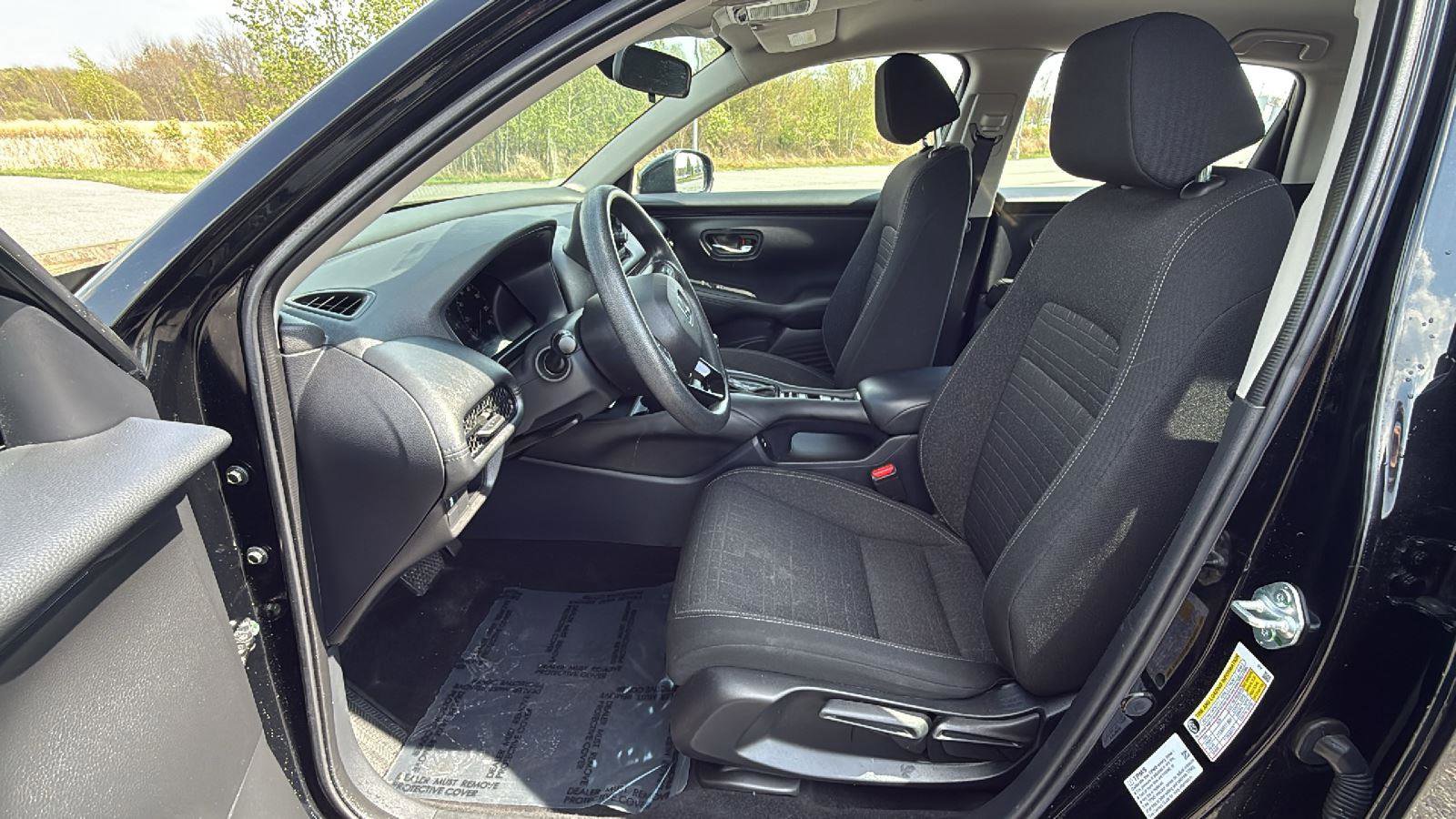 Used 2024 Honda HR-V LX image 23