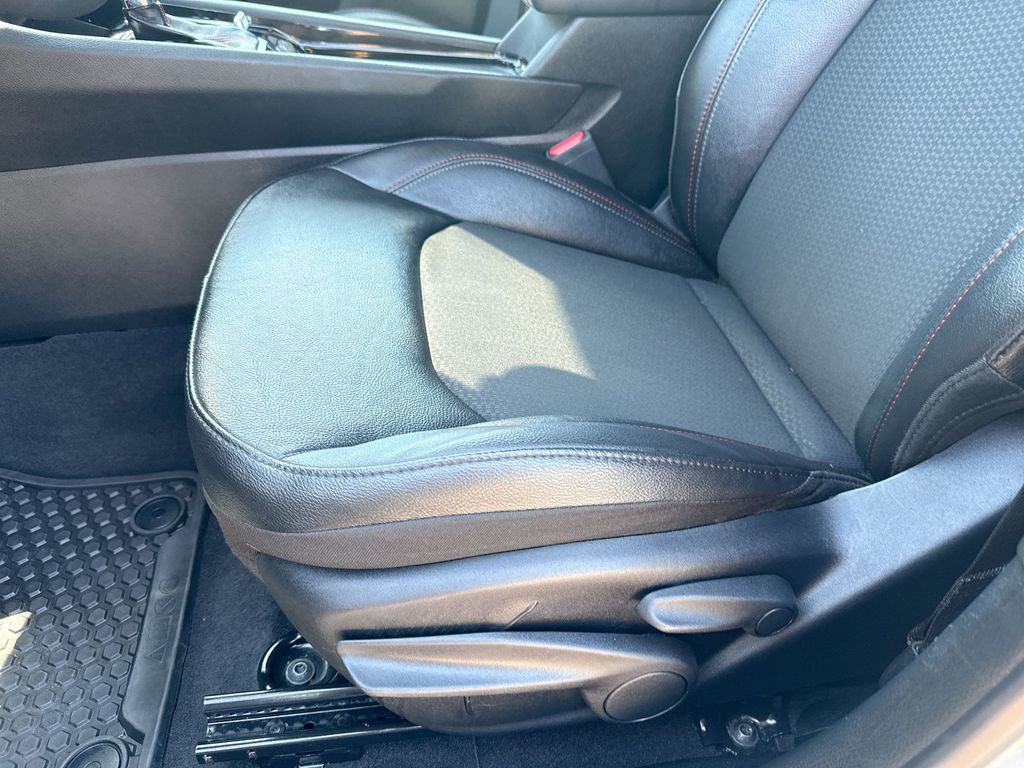 Used 2025 Jeep Compass Trailhawk image 11