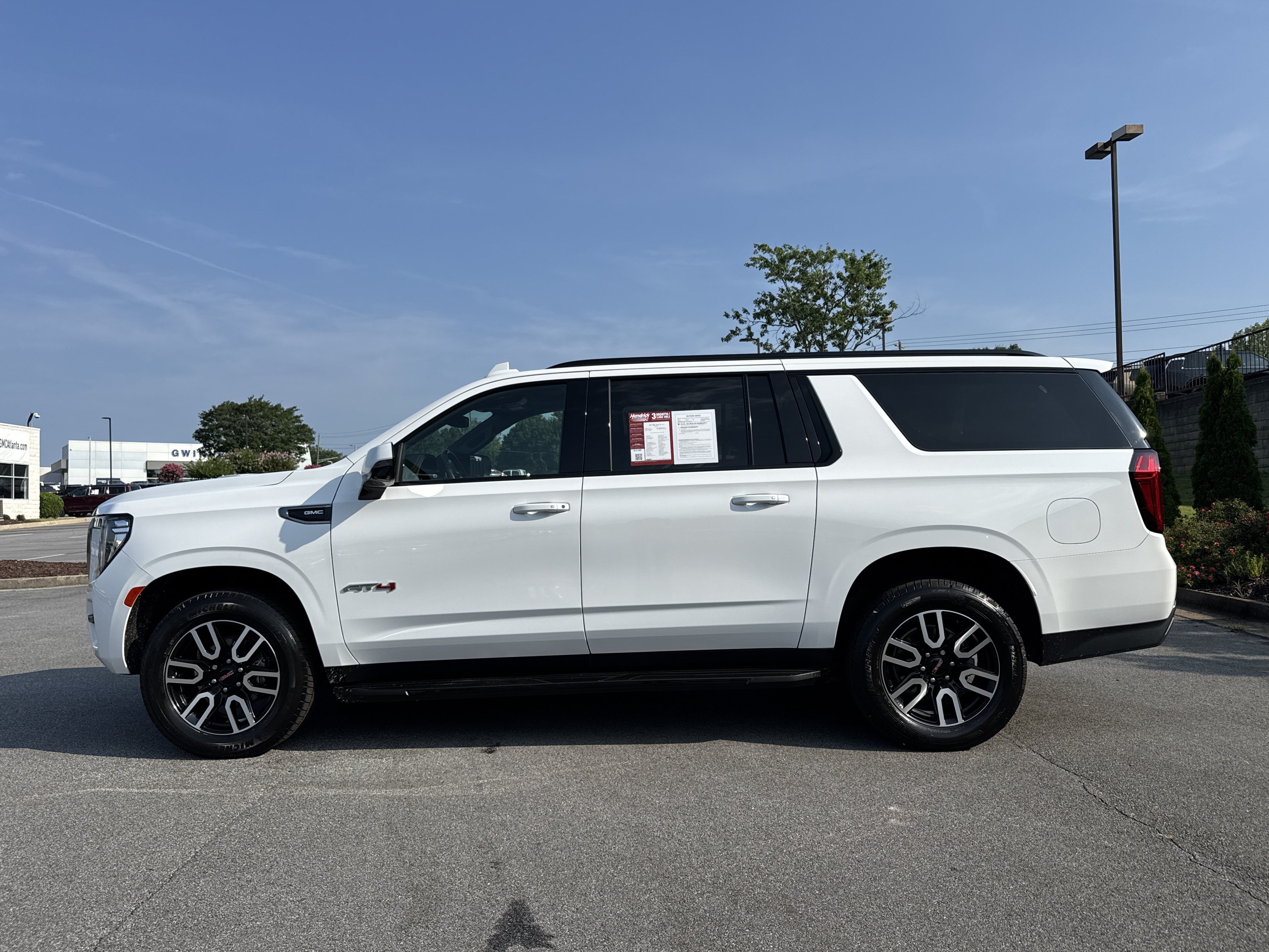 Used 2021 GMC Yukon XL AT4 w/ Rear Media and Nav Package AWD/4WD image 7