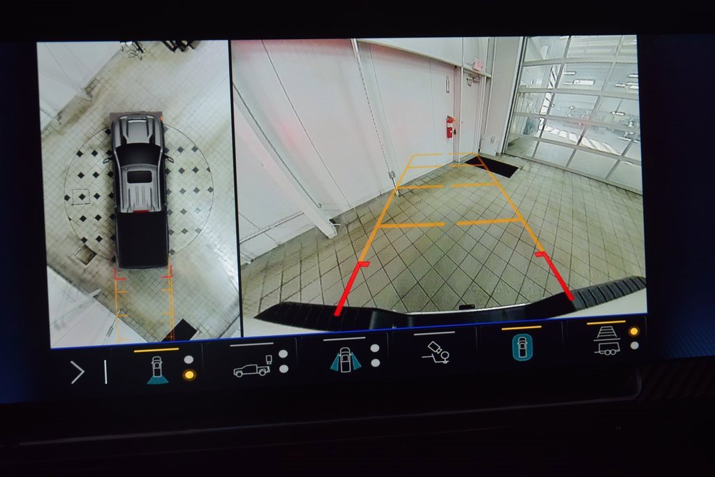 Certified 2024 Chevrolet Silverado 2500 LTZ w/ LTZ Convenience Package image 57