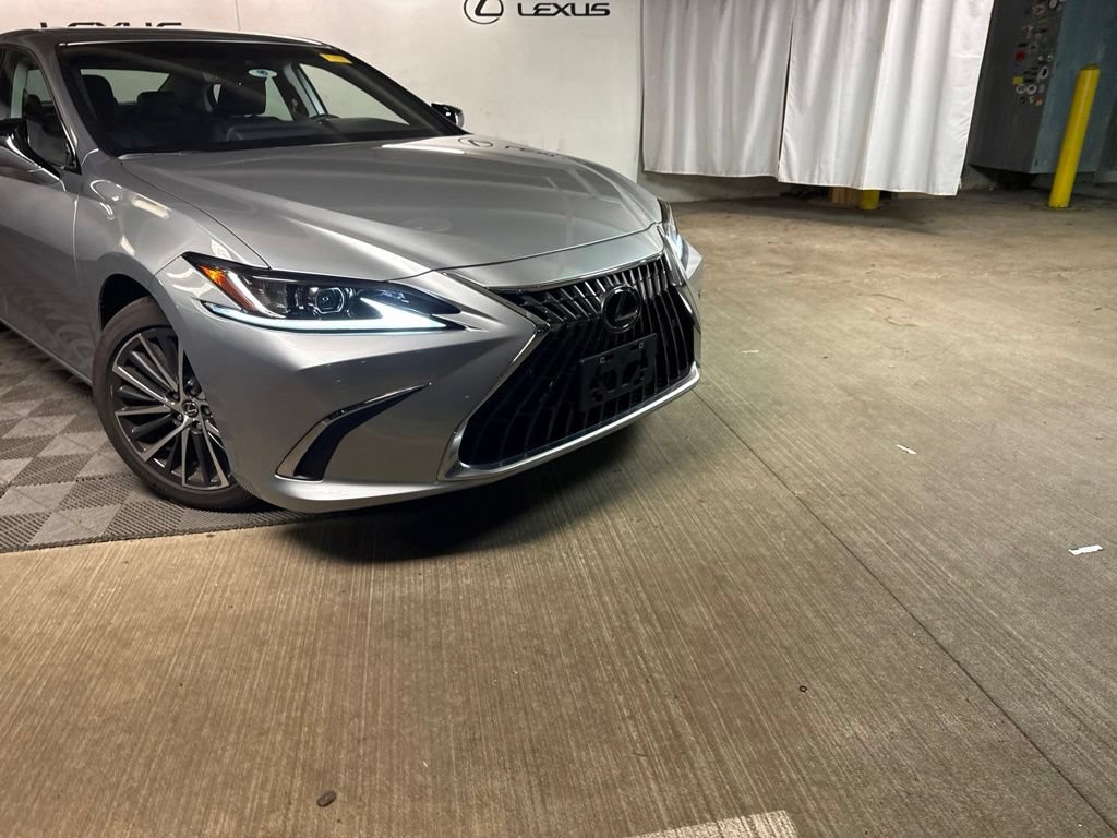 Used 2023 Lexus ES 350 w/ Premium Package FWD image 1