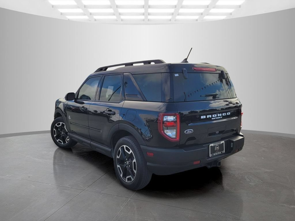 Used 2023 Ford Bronco Sport Outer Banks w/ Tech Package AWD/4WD image 7