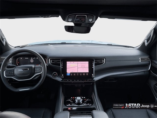 Used 2024 Jeep Wagoneer L Series III w/ Premium Group I image 9