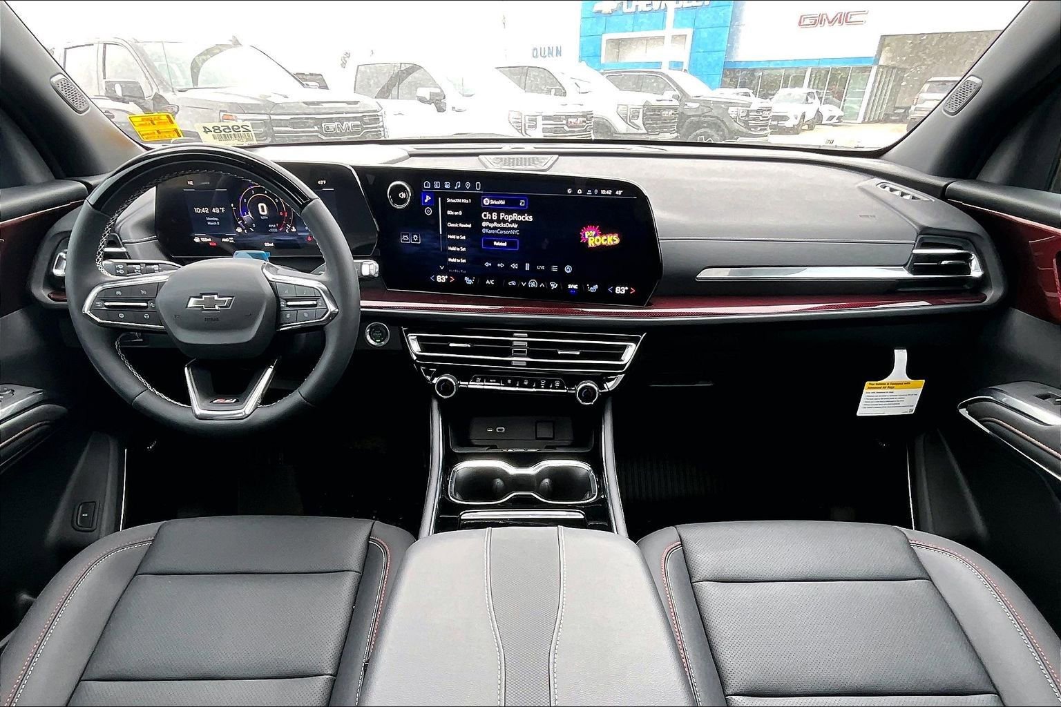 New 2026 Chevrolet Traverse Z71 w/ Enhanced Driving Package image 5