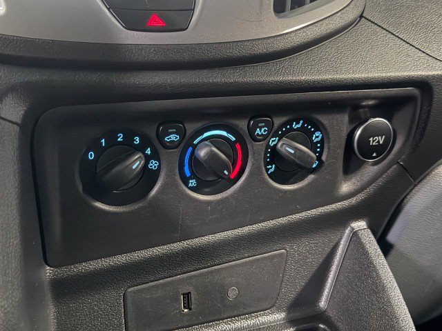 Used 2018 Ford Transit 350 XLT image 30
