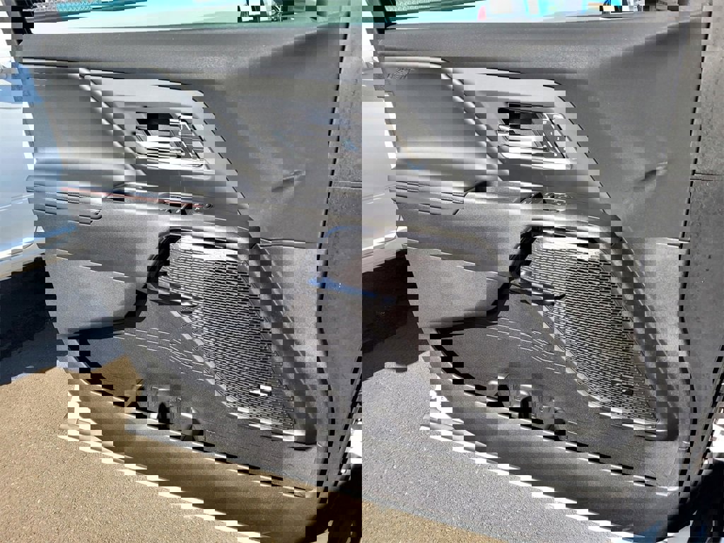 New 2025 Chevrolet Silverado EV RST image 11