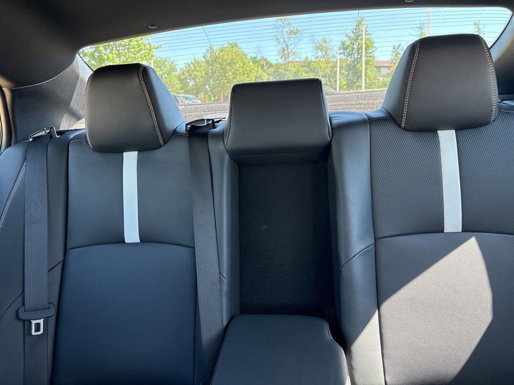 Used 2025 Toyota Camry SE FWD image 19