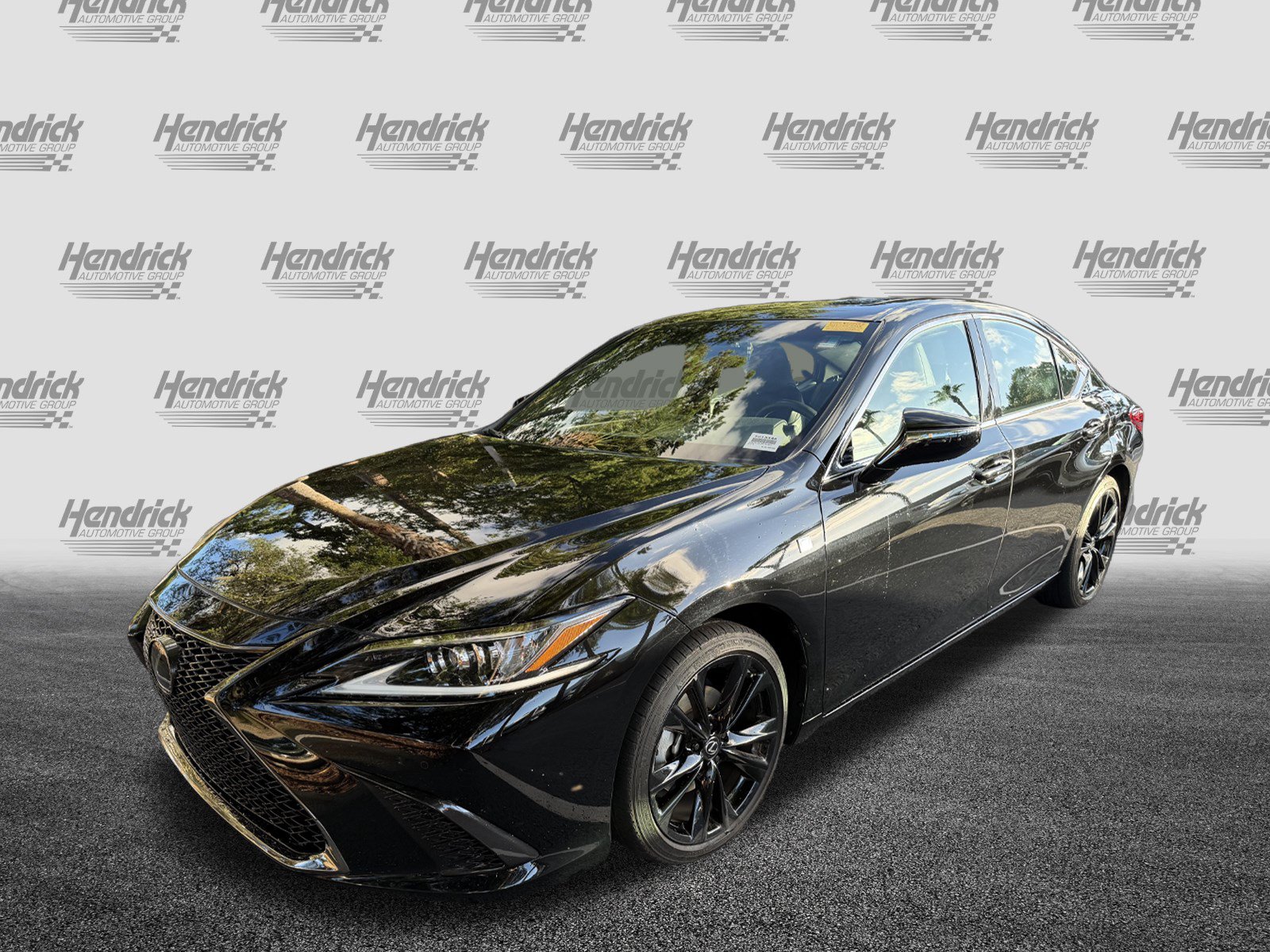 Certified 2023 Lexus ES 350 F Sport w/ Accessory Package (Z2) FWD image 5