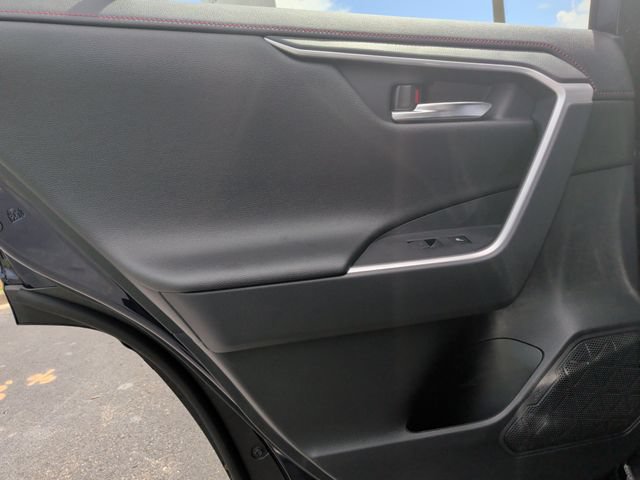 Used 2024 Toyota RAV4 XSE w/ Weather Package AWD/4WD image 31