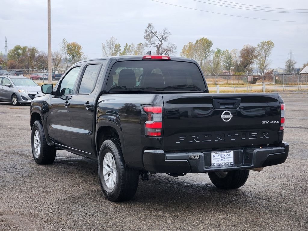 Used 2024 Nissan Frontier SV AWD/4WD image 7