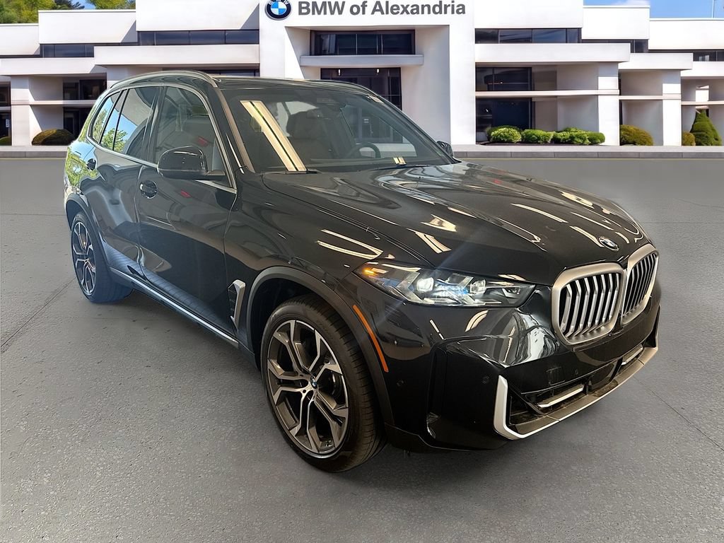 Used 2026 BMW X5 xDrive40i AWD/4WD image 3