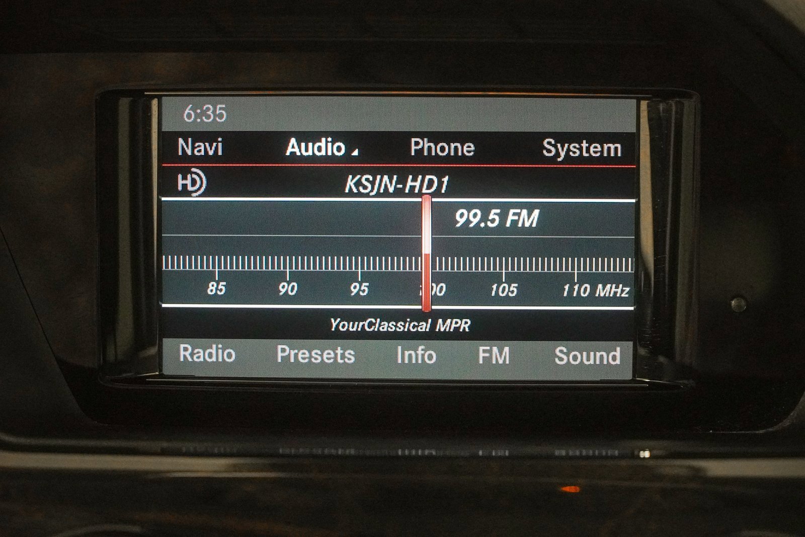 Used 2015 Mercedes-Benz GLK 350 4MATIC image 26