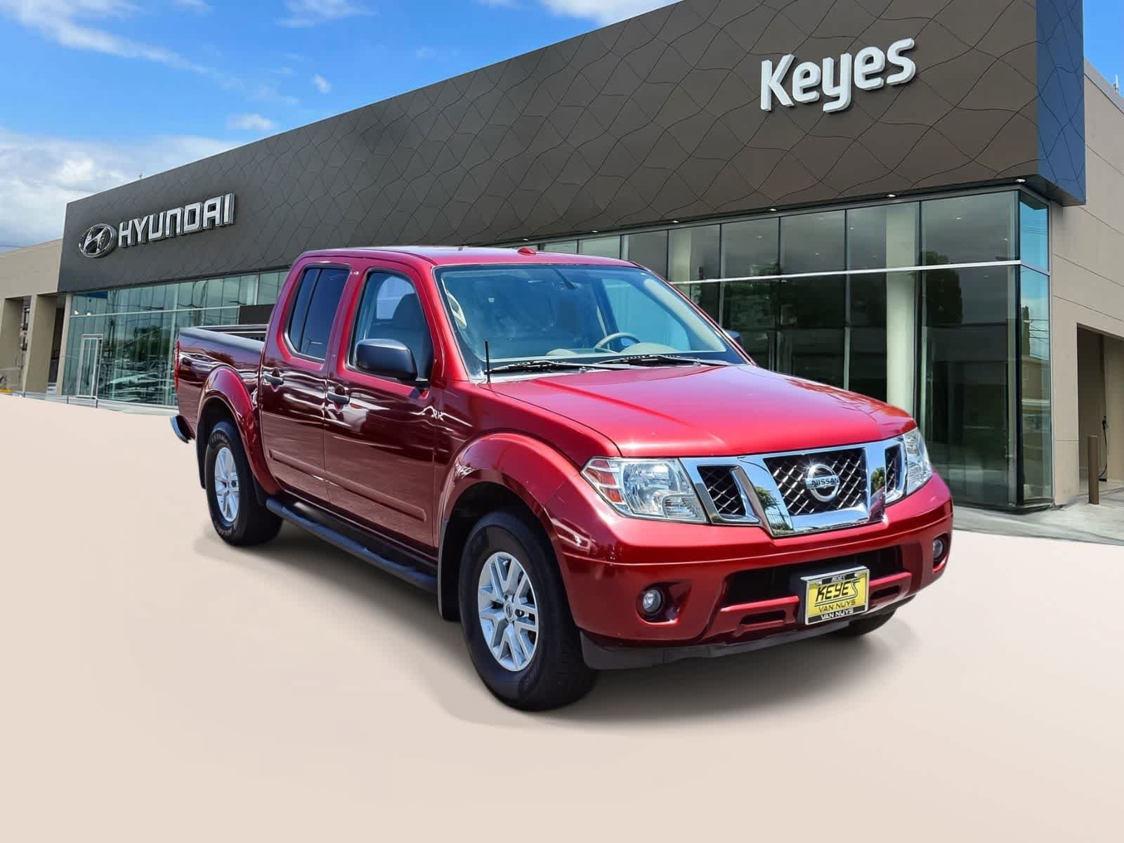 Used 2017 Nissan Frontier SV RWD image 2