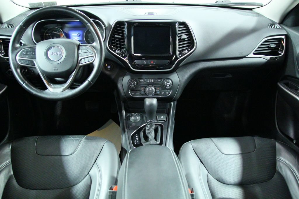 Used 2019 Jeep Cherokee Limited AWD/4WD image 18
