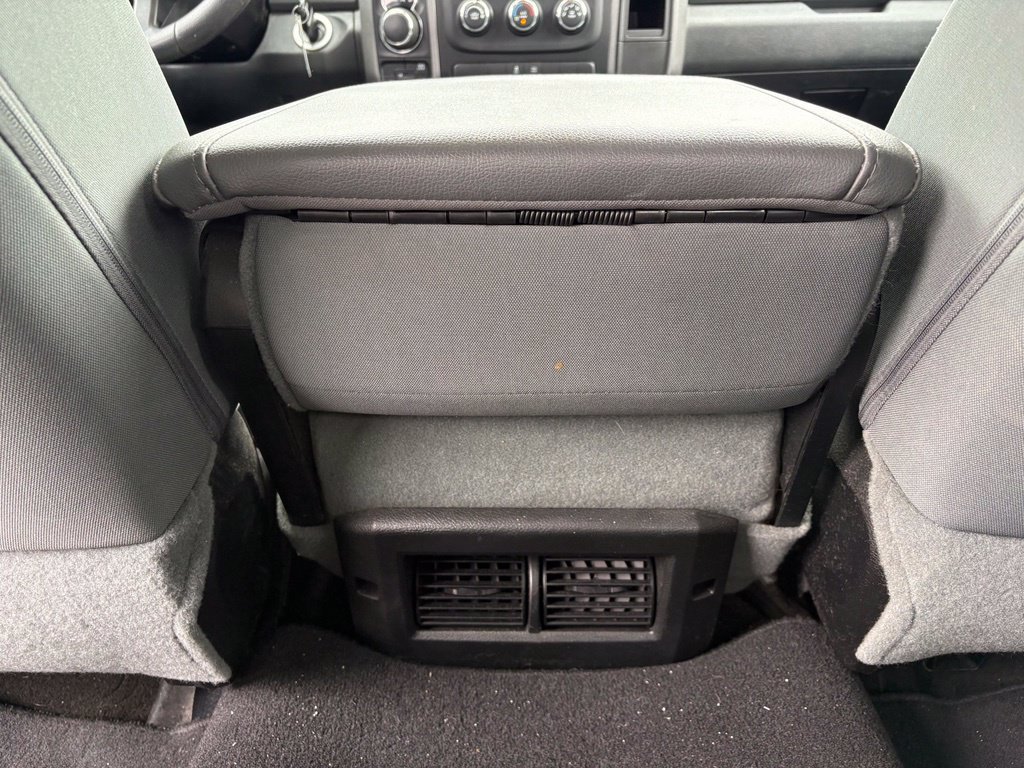 Used 2015 RAM 1500 Express AWD/4WD image 18