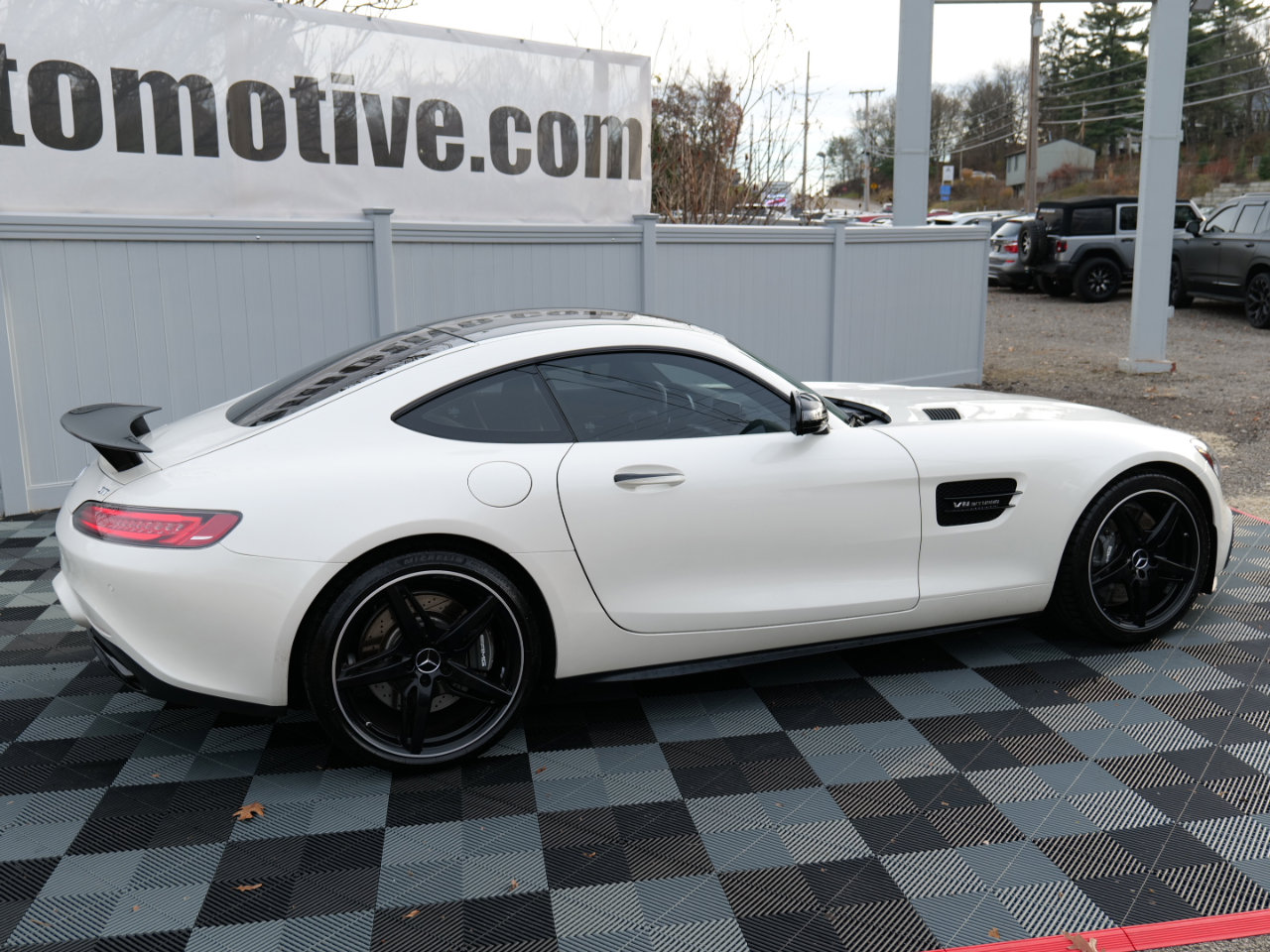 Used 2017 Mercedes-Benz AMG GT Coupe image 5