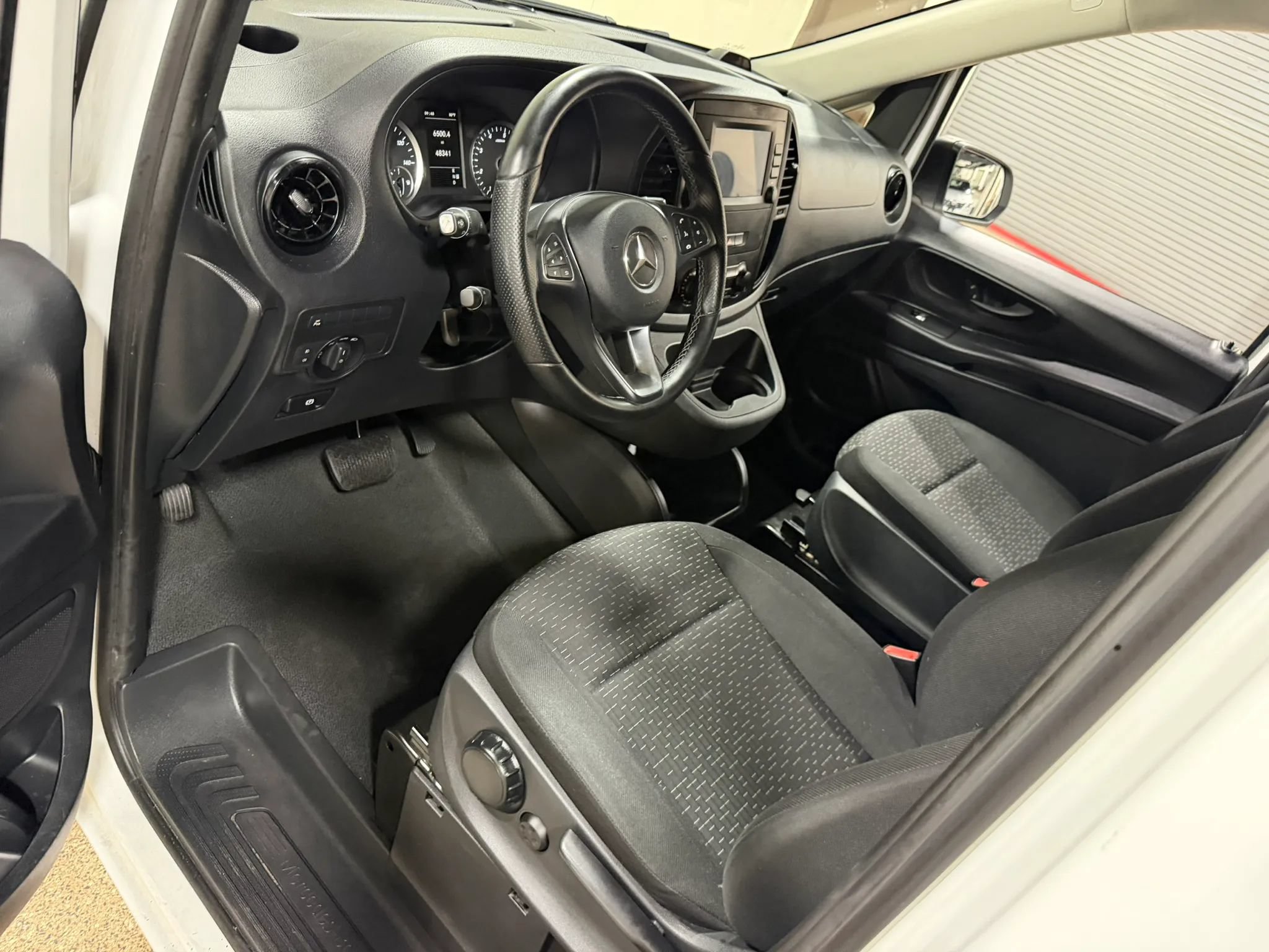 Used 2021 Mercedes-Benz Metris image 41