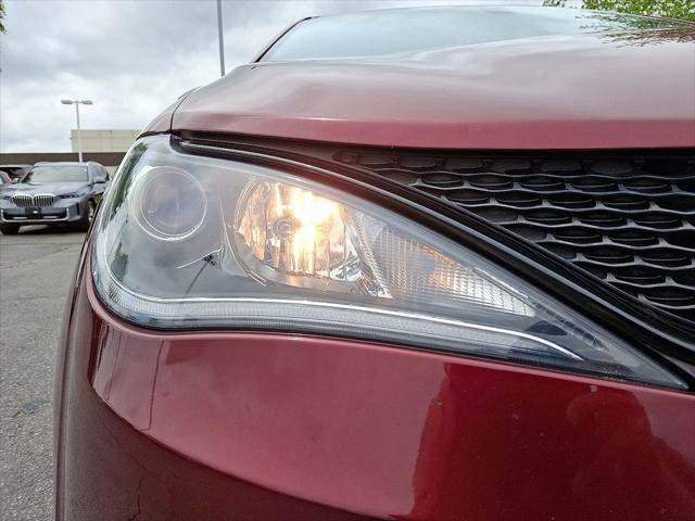 Certified 2018 Chrysler Pacifica Touring-L Plus w/ S Appearance Package FWD image 9