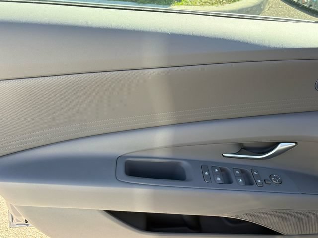 New 2026 Hyundai Elantra SE FWD image 9