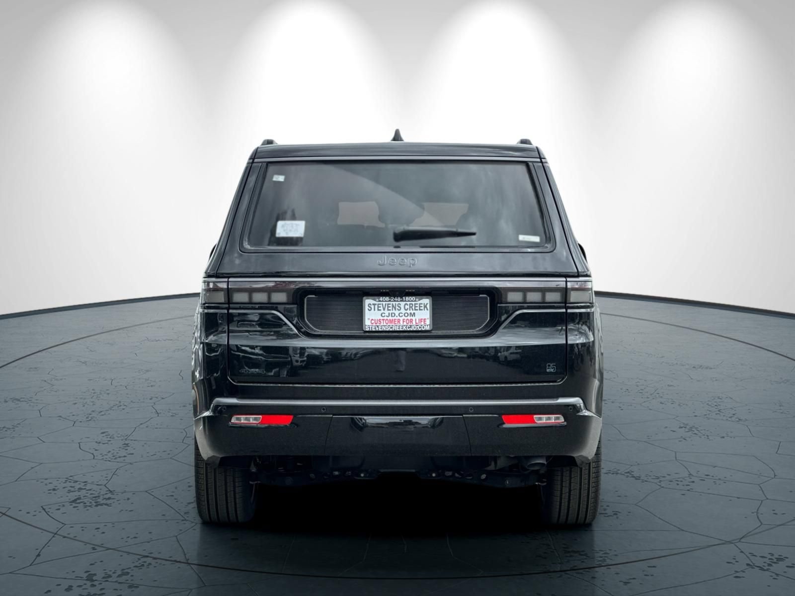 New 2026 Jeep Grand Wagoneer 4WD image 5