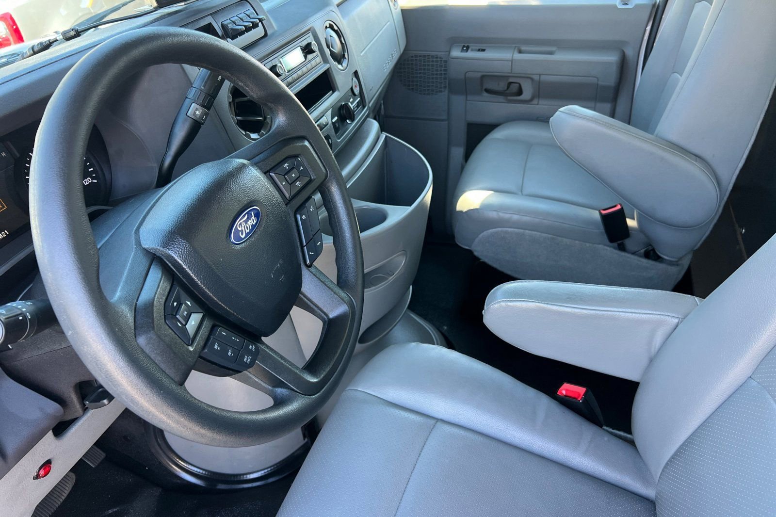 Used 2023 Ford E-350 and Econoline 350 Super Duty w/ Driver's Safety Package image 10