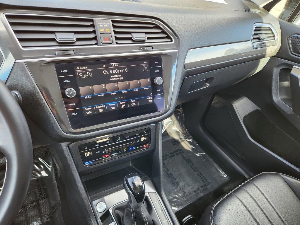 Certified 2024 Volkswagen Tiguan SE image 22