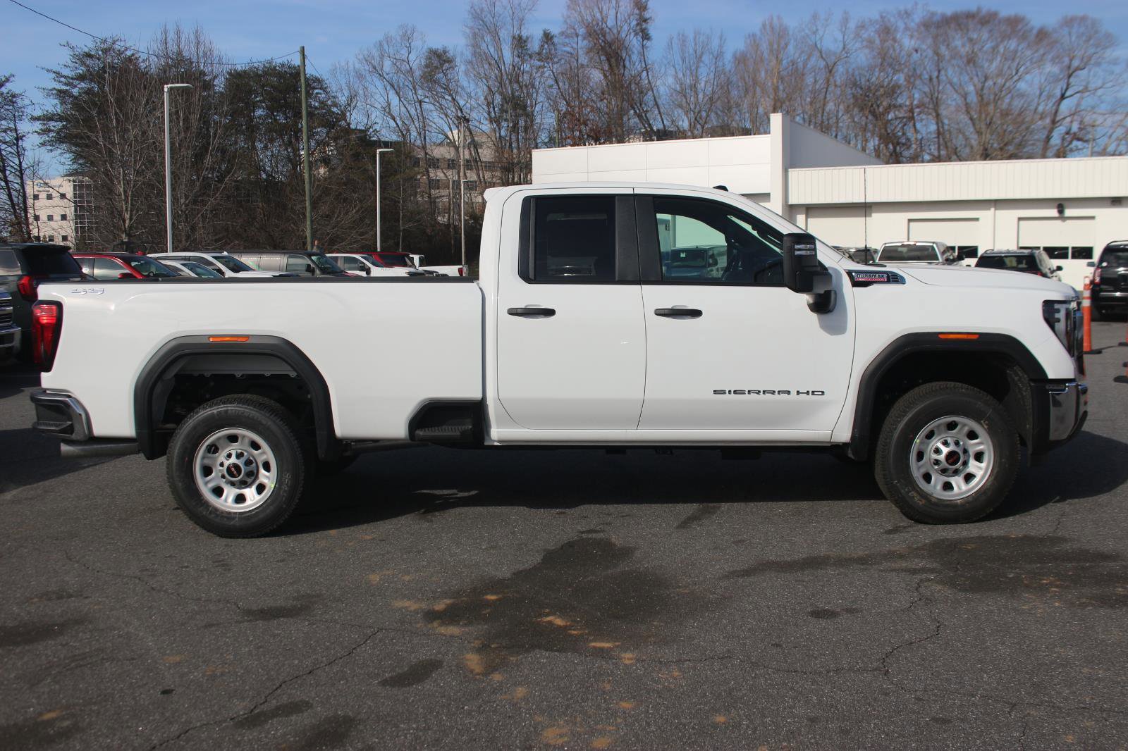 New 2026 GMC Sierra 3500 Pro w/ Convenience Package image 8