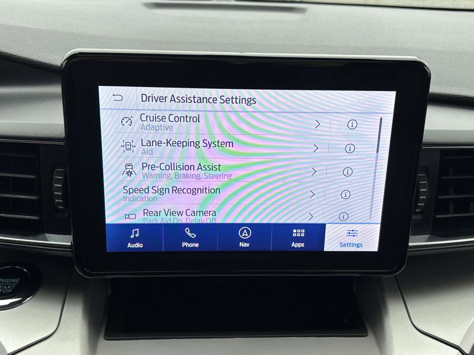 Used 2022 Ford Explorer XLT w/ Equipment Group 202A image 31