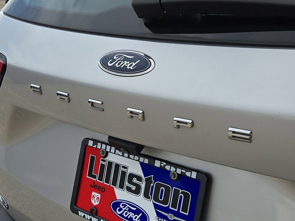 Used 2020 Ford Escape S image 28