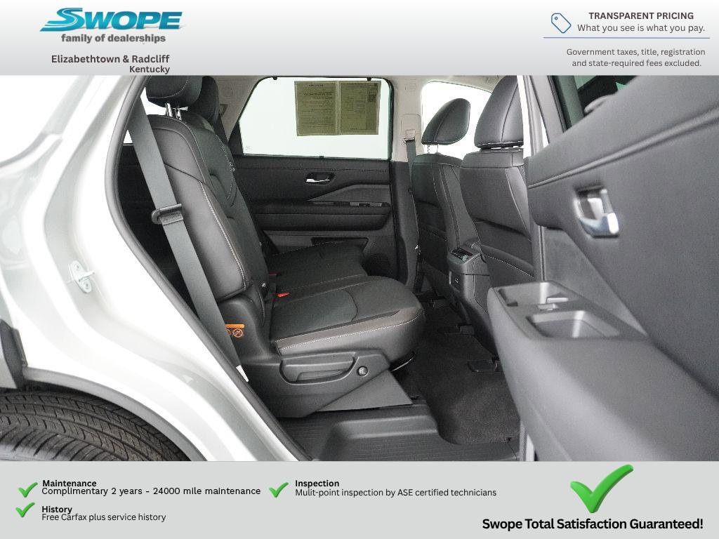 Certified 2025 Nissan Pathfinder SL AWD/4WD image 11