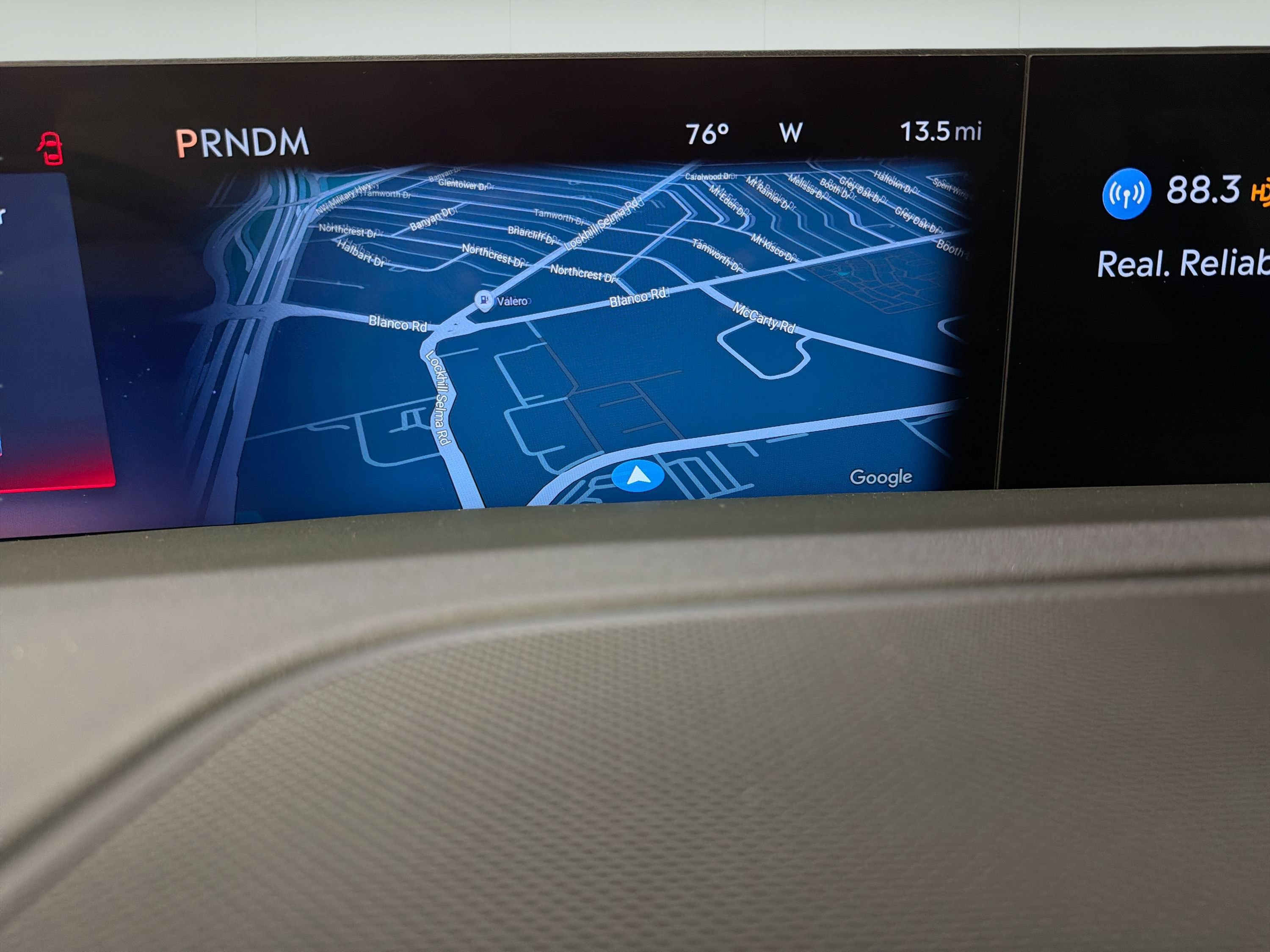 New 2026 Lincoln Navigator Premiere AWD/4WD image 16