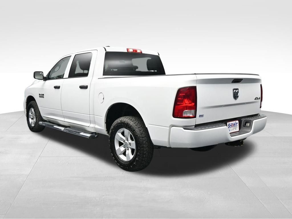 Used 2018 RAM 1500 Express AWD/4WD image 3