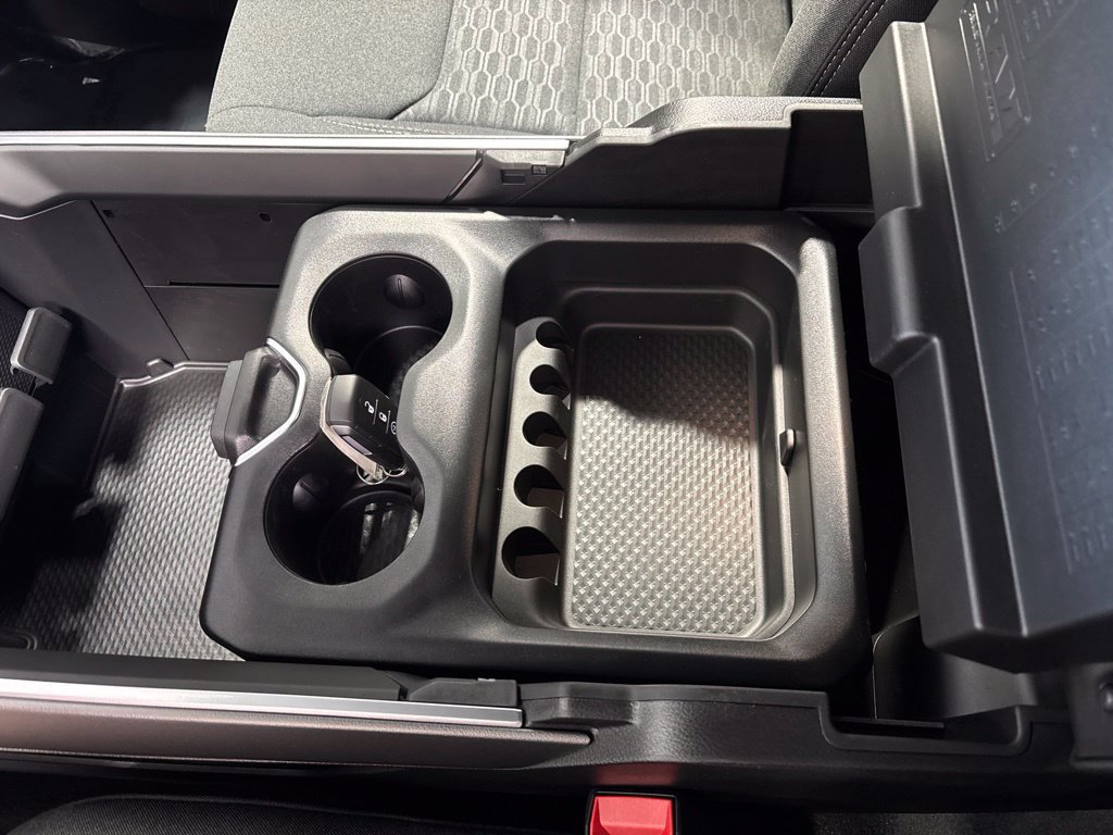 New 2026 RAM 1500 Express AWD/4WD image 30