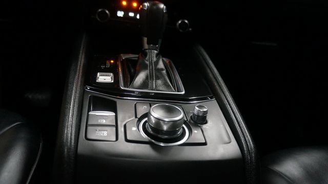 Used 2019 MAZDA CX-5 Touring image 21