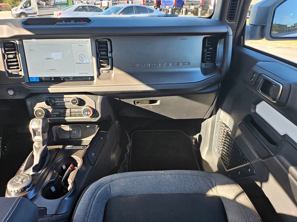 New 2025 Ford Bronco 2-Door image 32