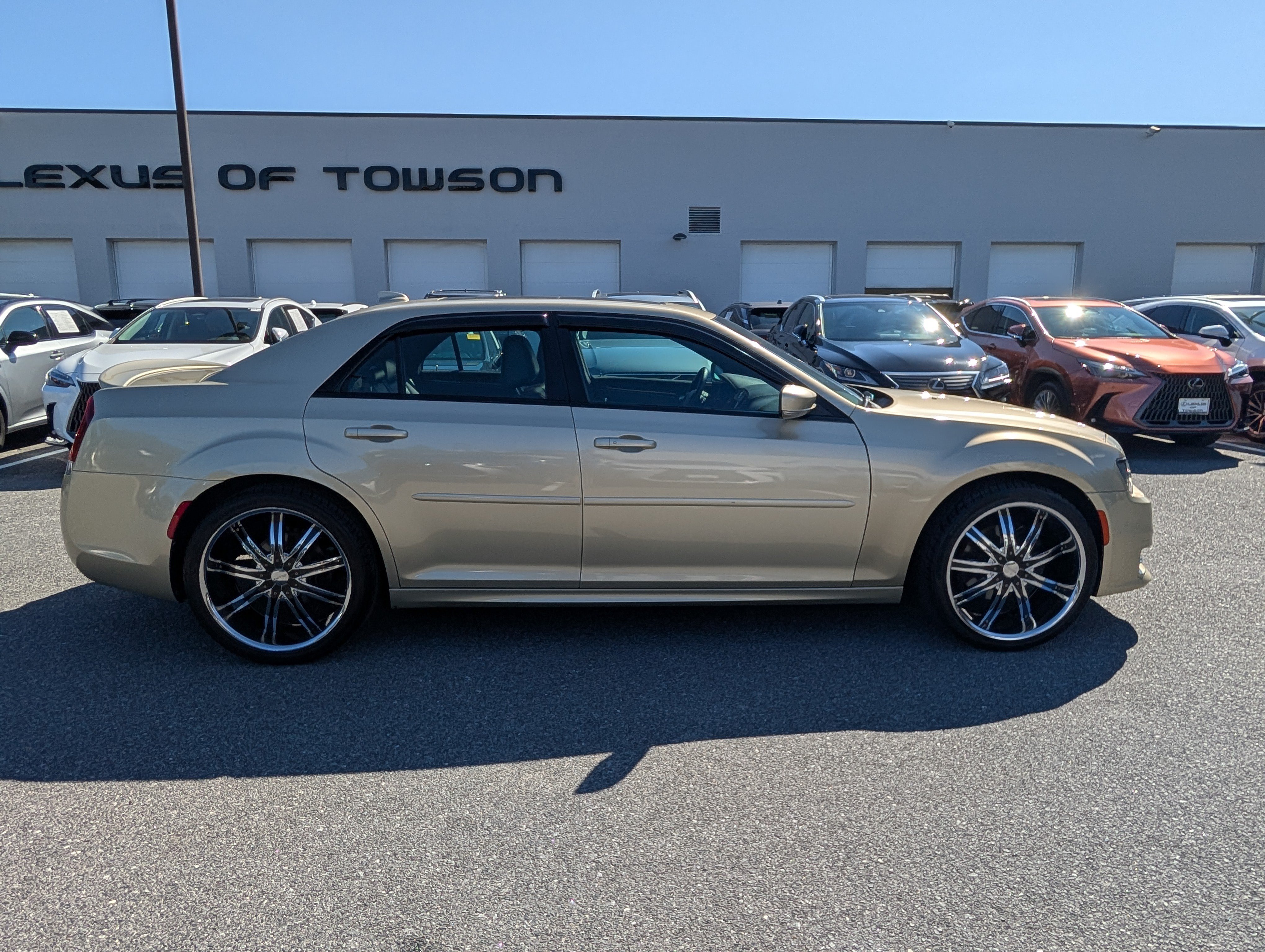 Used 2017 Chrysler 300 S w/ Safetytec Plus Group AWD/4WD image 2