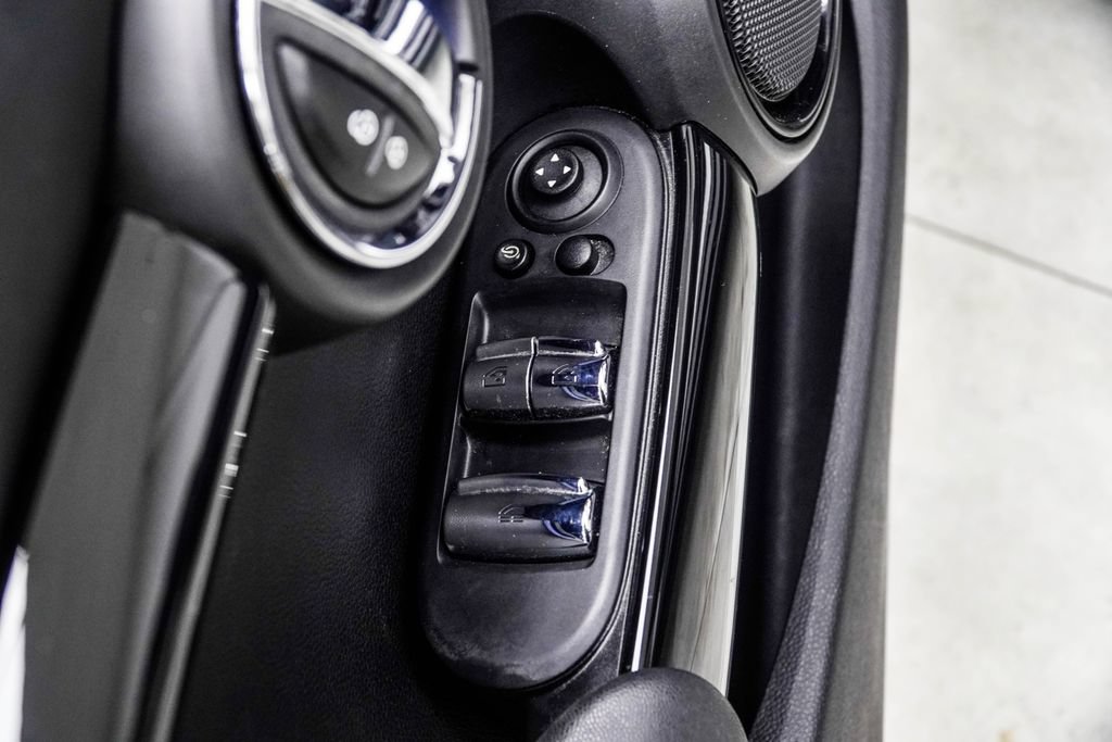 Used 2023 MINI Cooper S FWD image 36