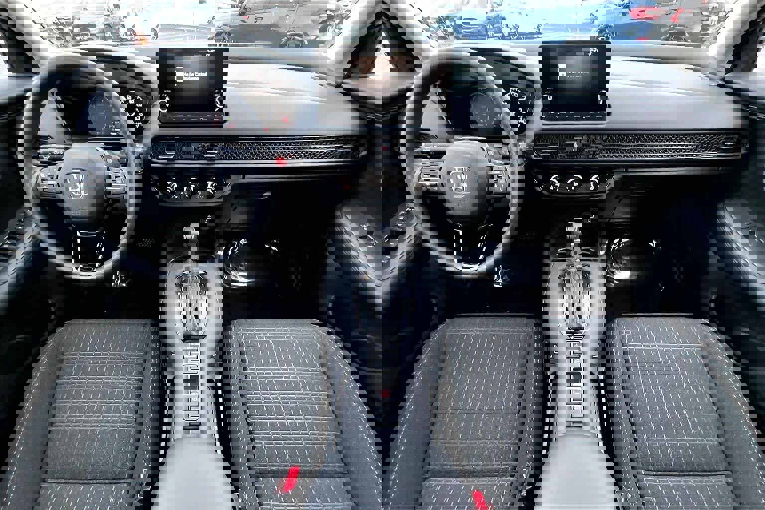 Used 2025 Honda HR-V LX image 14