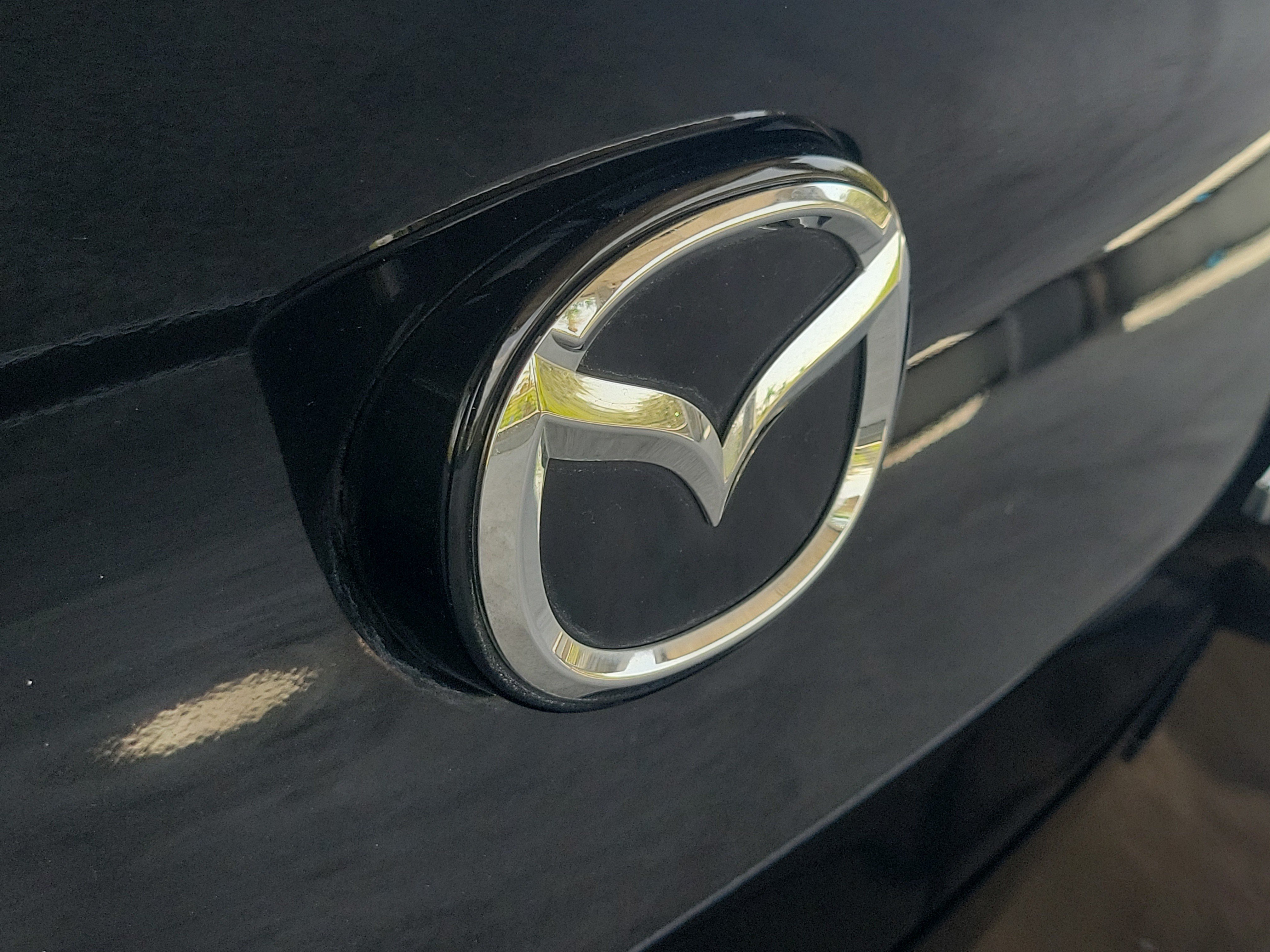 Used 2021 MAZDA MAZDA3 s FWD image 6