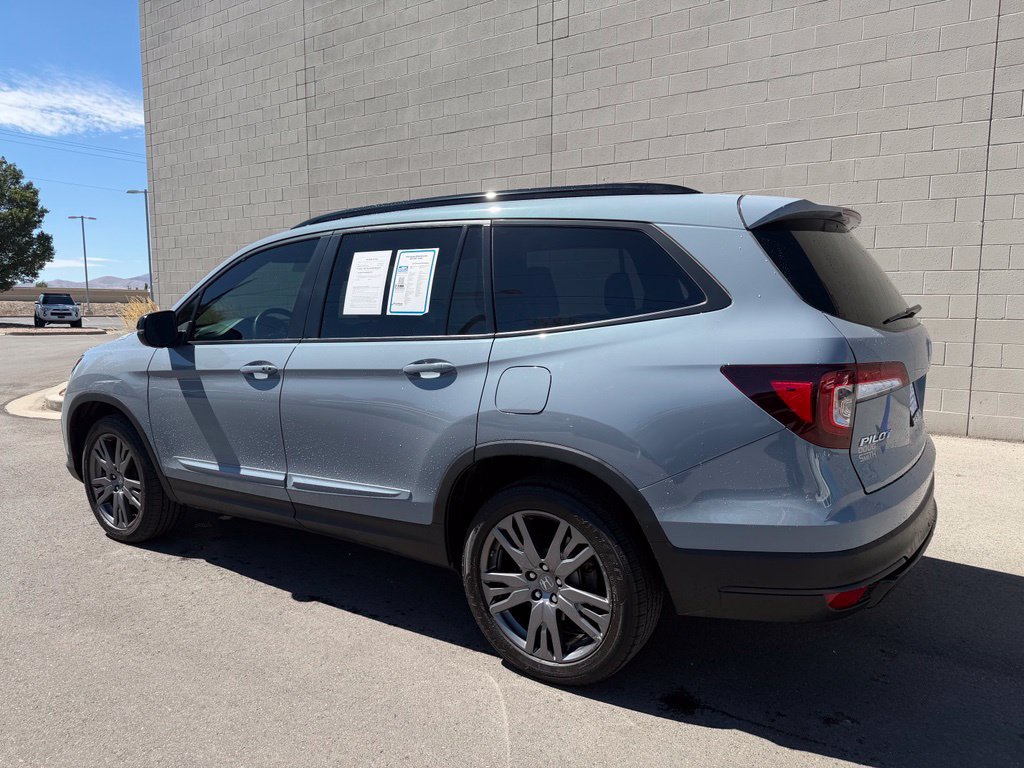 Used 2022 Honda Pilot Sport image 3