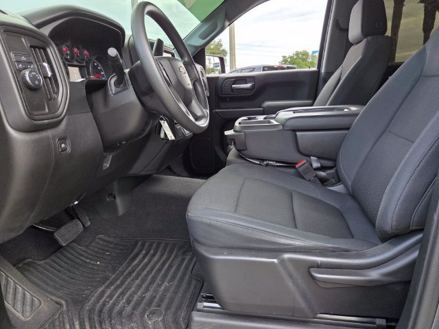 Used 2019 Chevrolet Silverado 1500 Custom w/ Custom Value Package RWD image 11