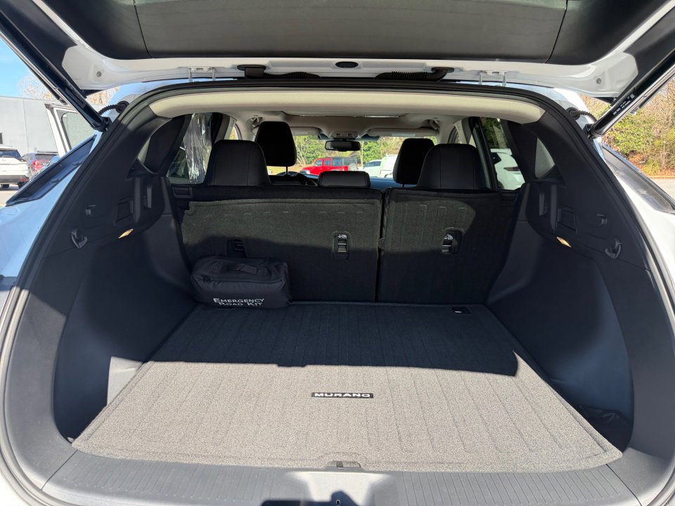 Used 2025 Nissan Murano SL image 19