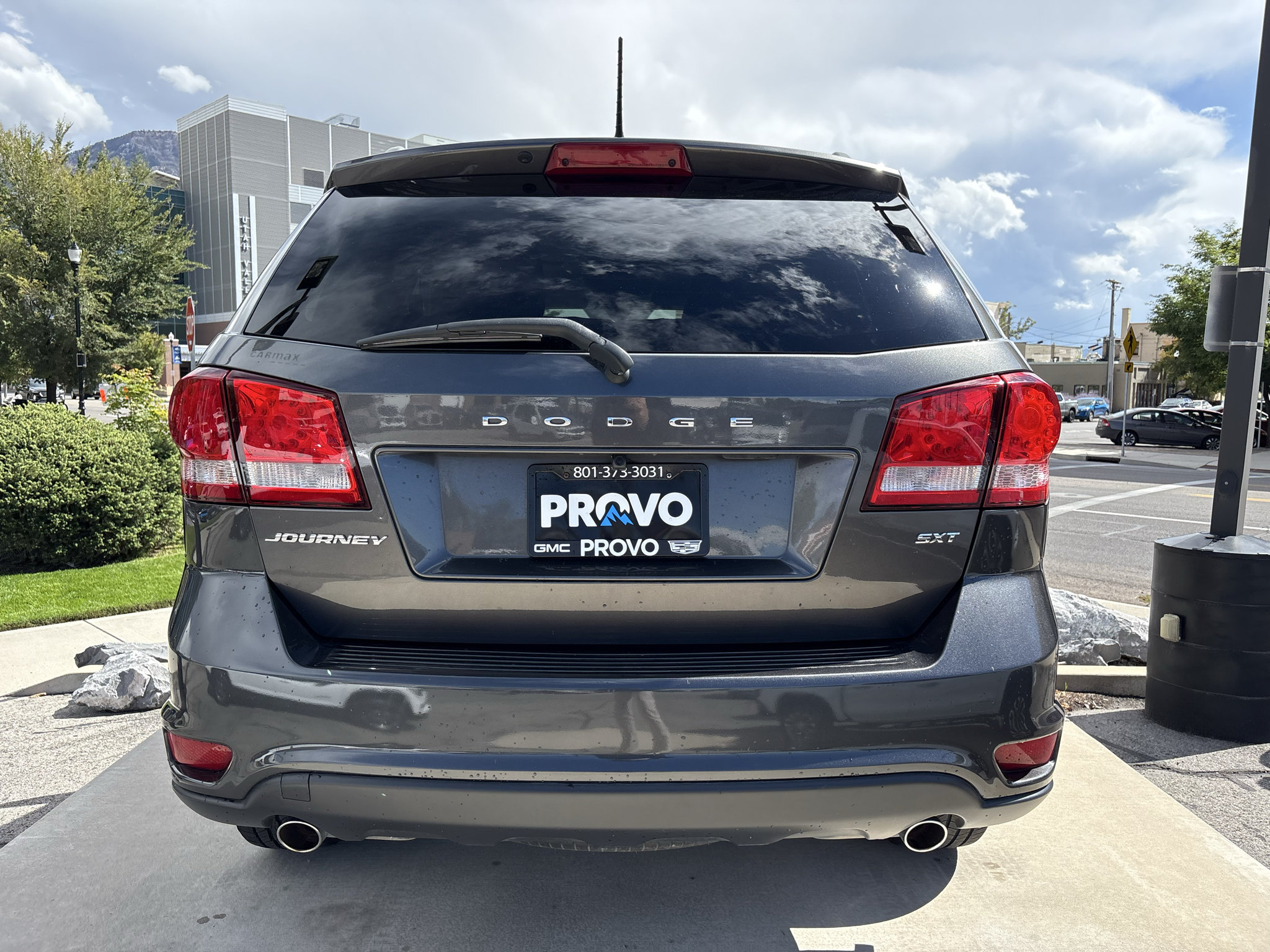 Used 2017 Dodge Journey SXT w/ Premium Group FWD image 5