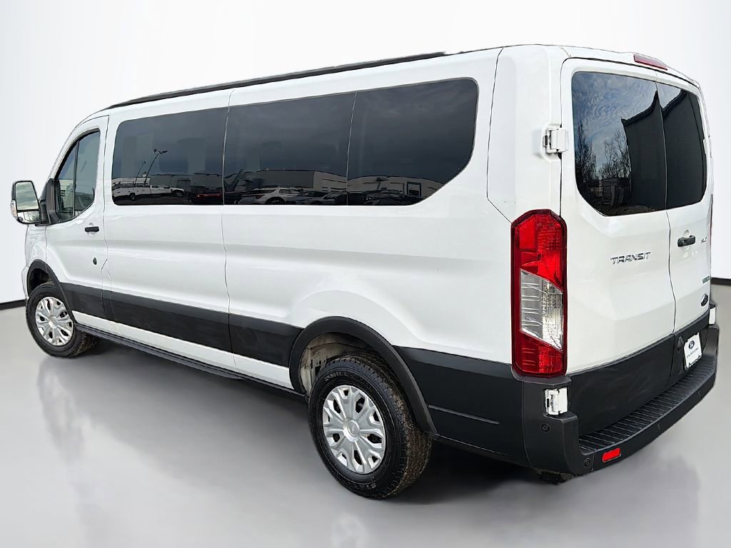 Used 2023 Ford Transit 350 XLT image 8