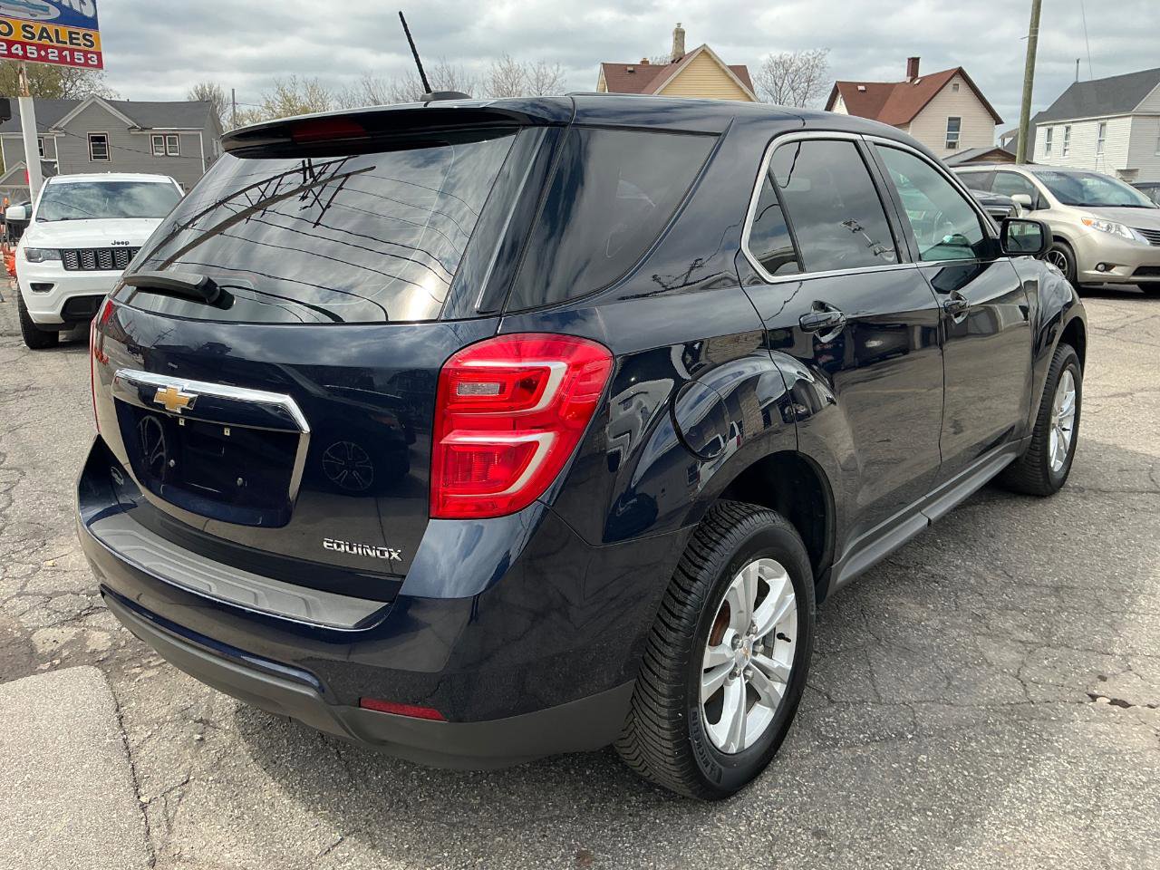 Used 2016 Chevrolet Equinox LS FWD image 3