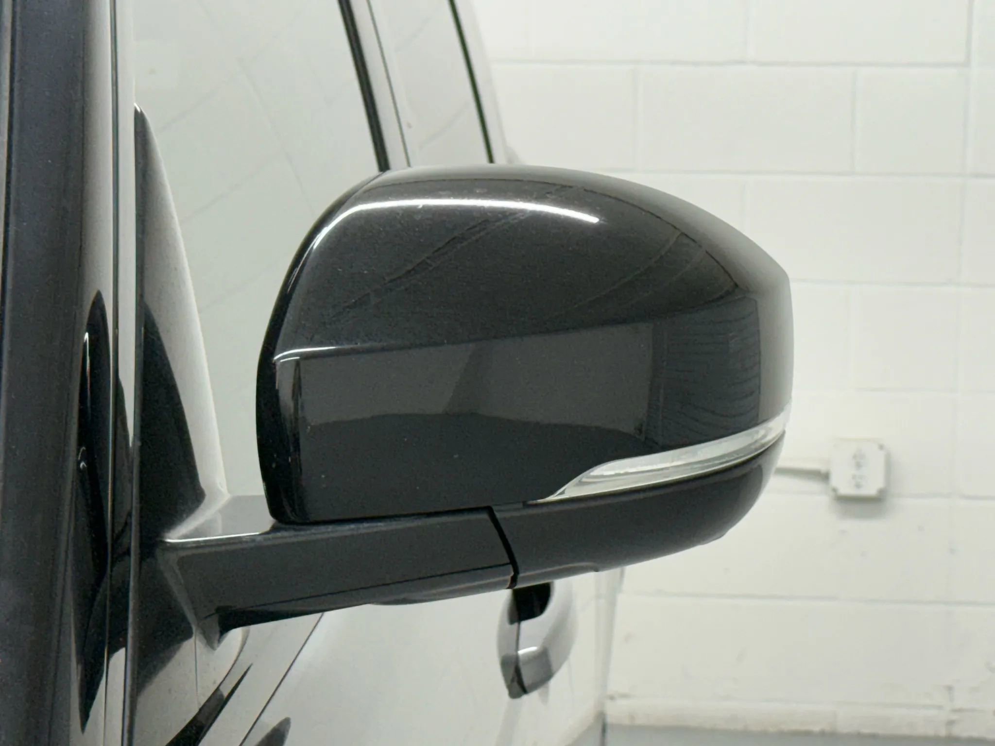 Used 2019 Land Rover Range Rover Long Wheelbase Supercharged AWD/4WD image 18