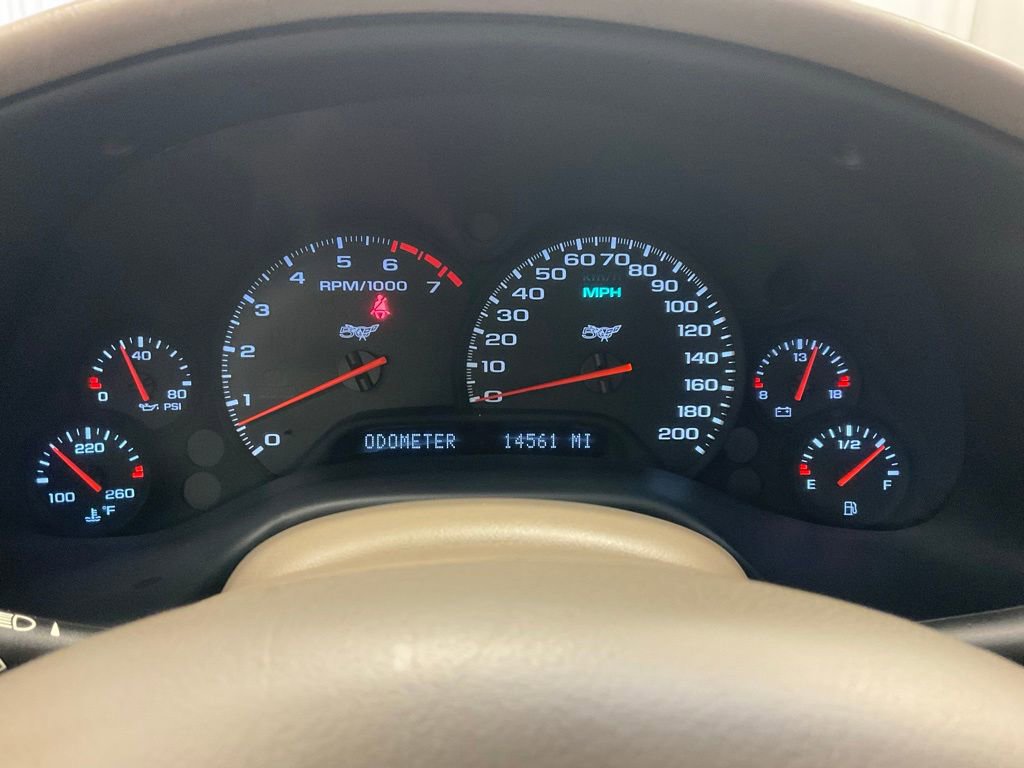 Used 2003 Chevrolet Corvette Convertible w/ Preferred Equipment Group1 RWD image 16