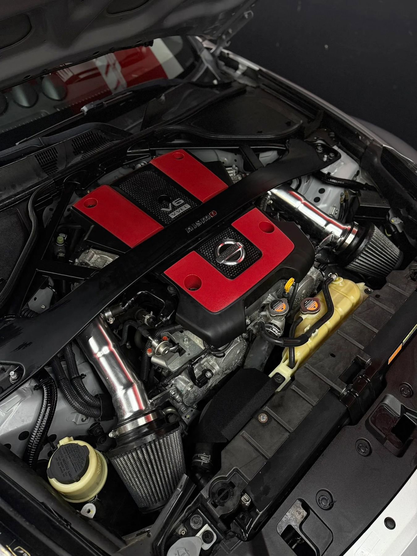 Used 2017 Nissan 370Z NISMO RWD image 17